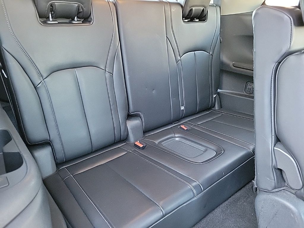 Thumbnail: 2023 INFINITI QX60 - 15