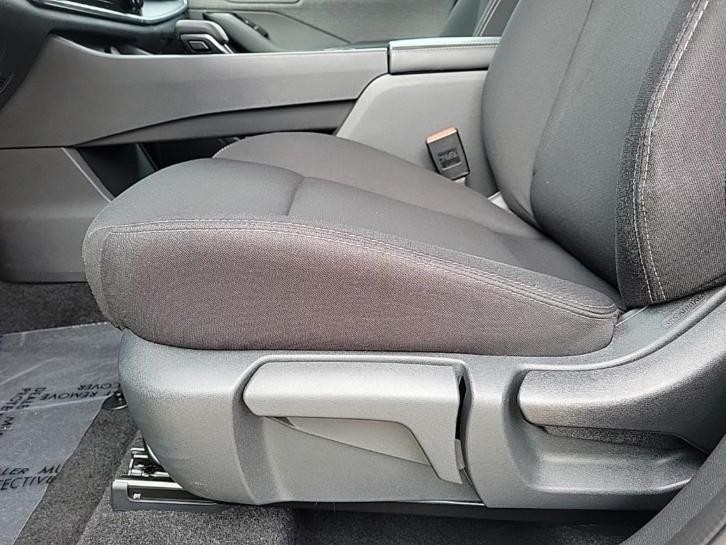 Thumbnail: 2023 Nissan Rogue - 11