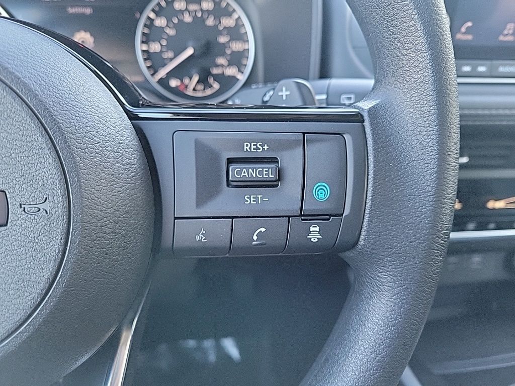 Thumbnail: 2023 Nissan Rogue - 21