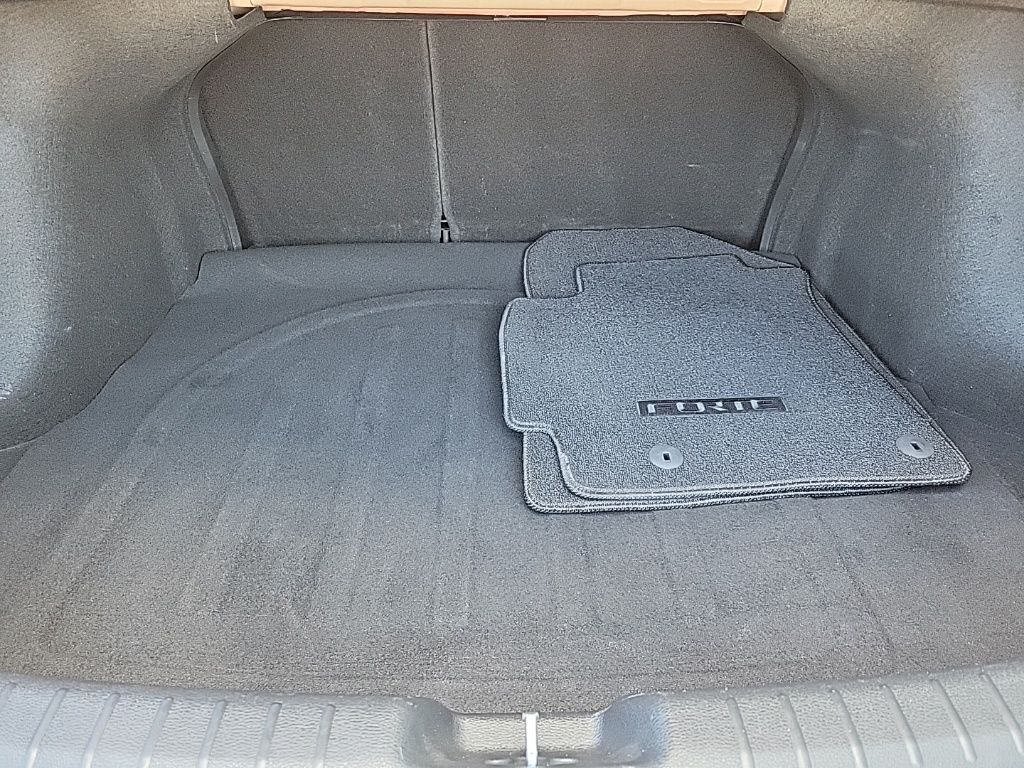 Thumbnail: 2023 Kia Forte - 15