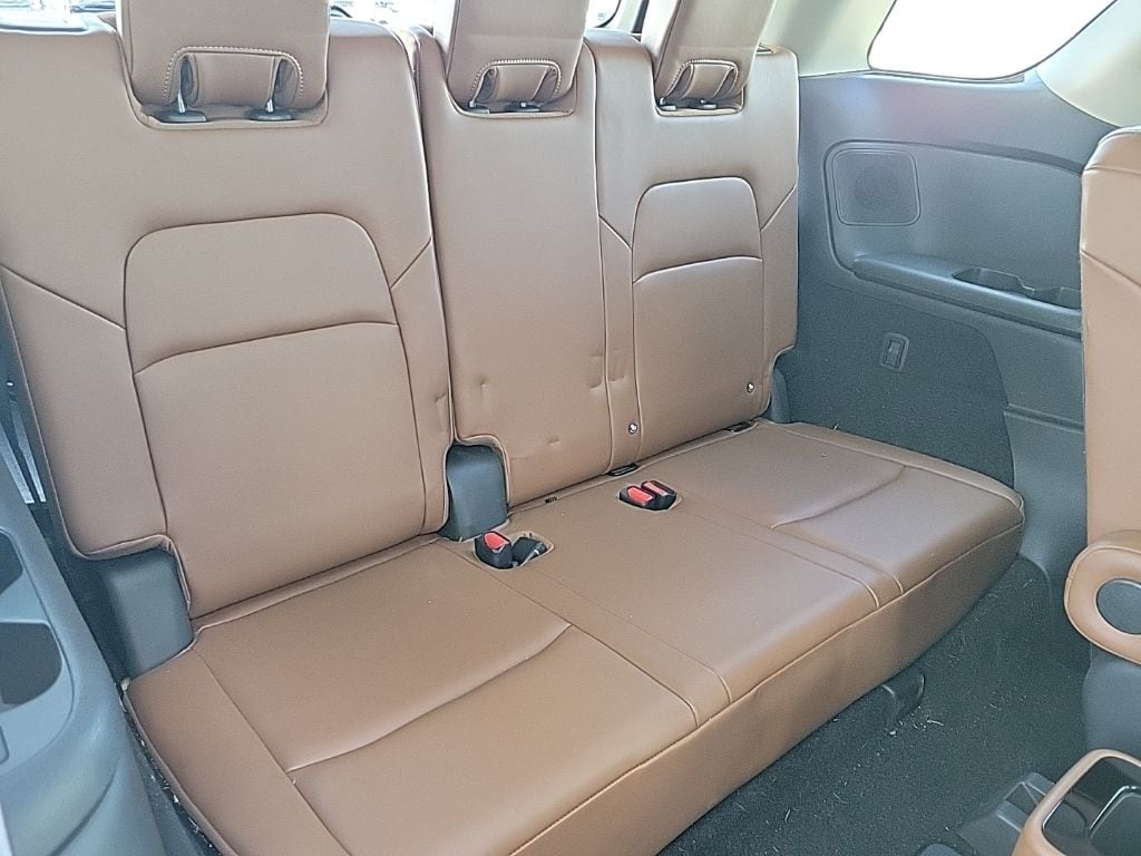 Thumbnail: 2023 Nissan Pathfinder - 20