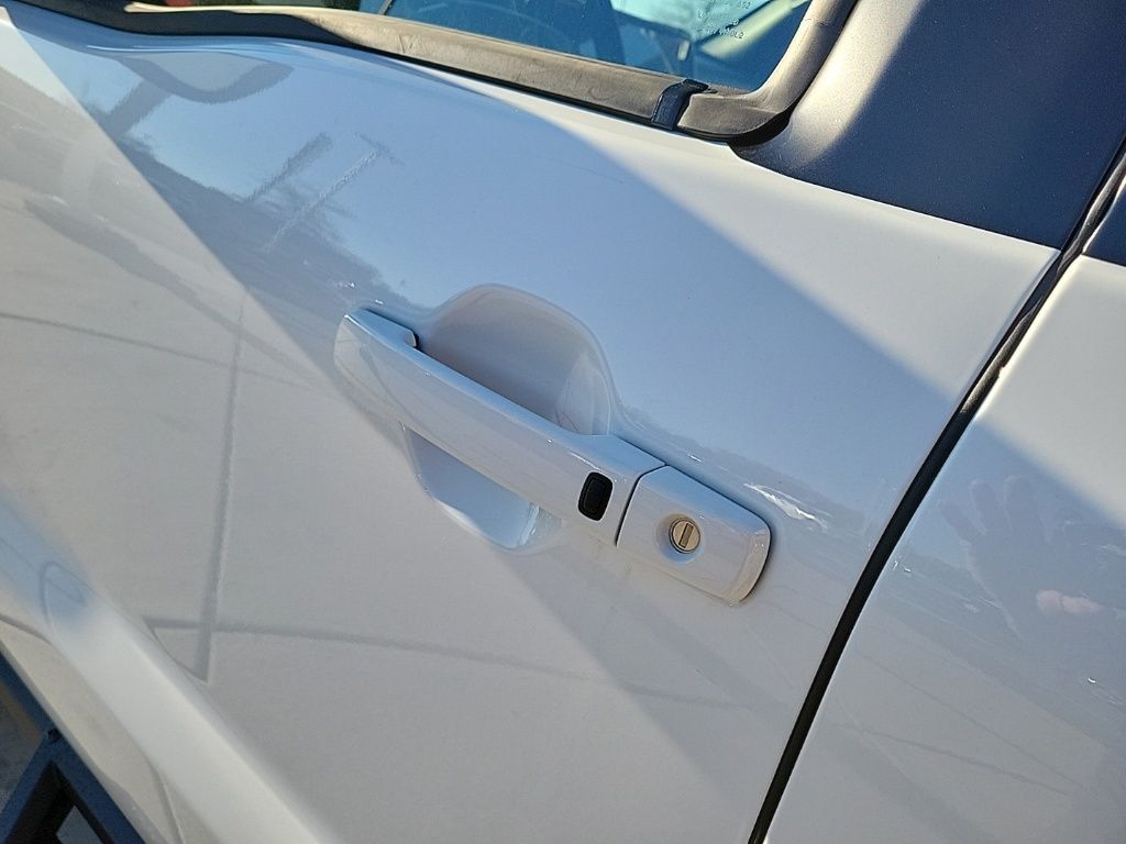 Thumbnail: 2026 Nissan Frontier - 10