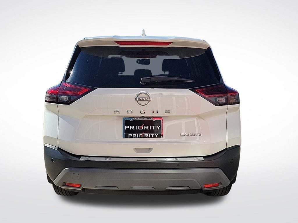 Thumbnail: 2023 Nissan Rogue - 4