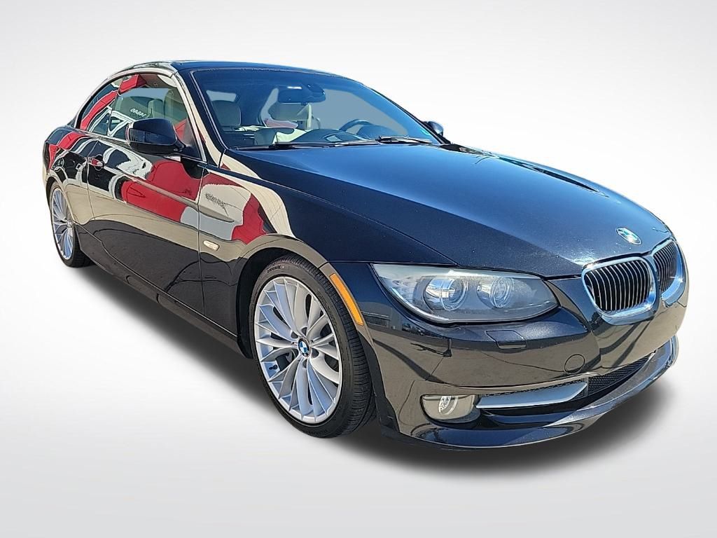 Thumbnail: 2011 BMW 3 Series - 2
