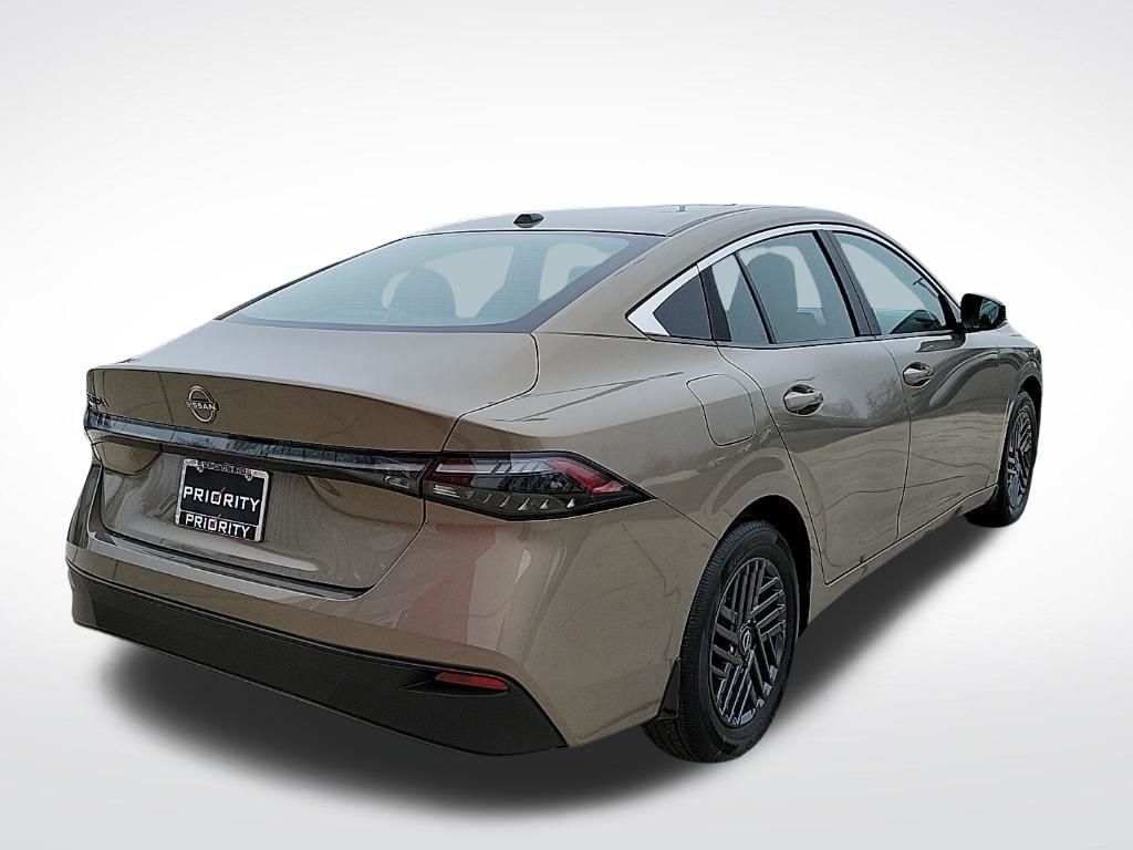Thumbnail: 2026 Nissan Sentra - 5