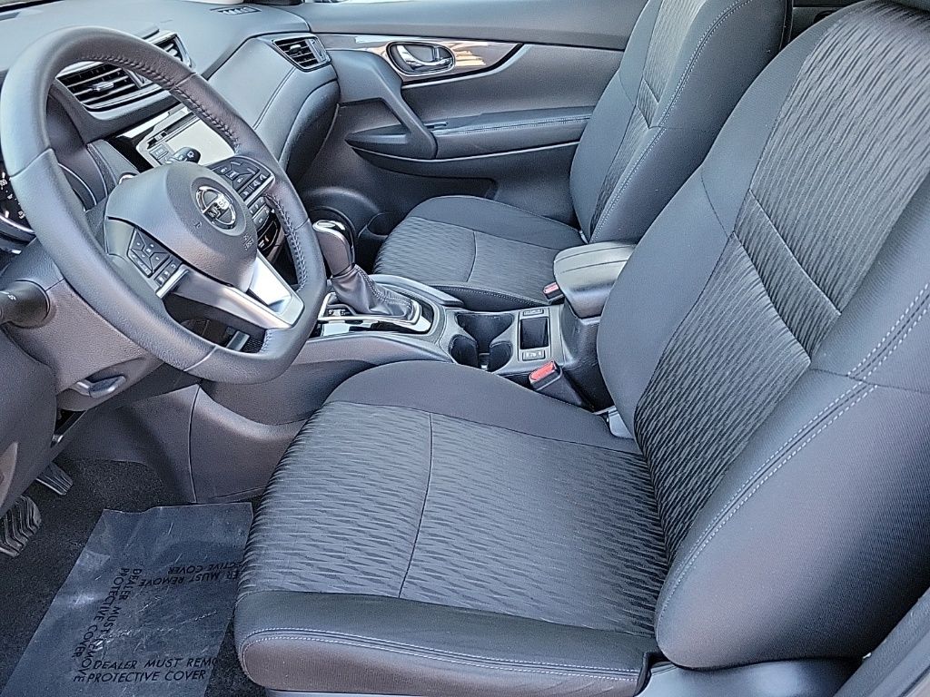 Thumbnail: 2020 Nissan Rogue - 11