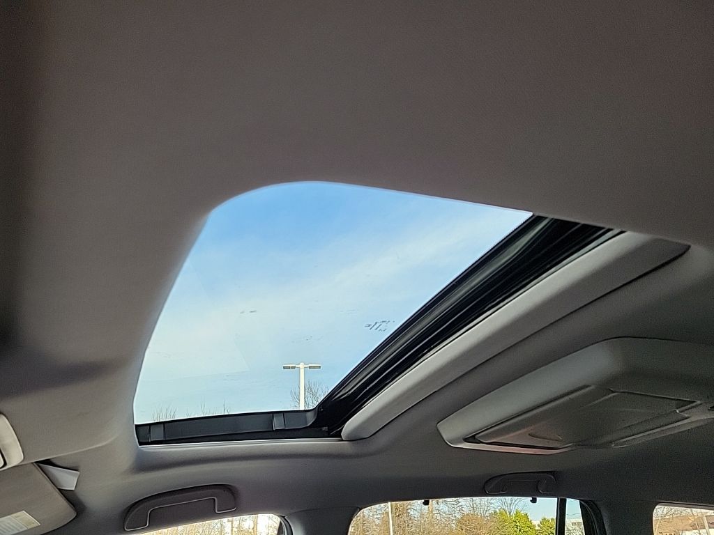 Thumbnail: 2022 Honda Pilot - 34