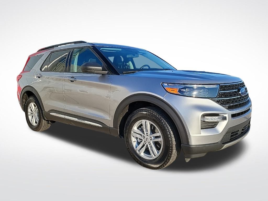 Thumbnail: 2021 Ford Explorer - 7