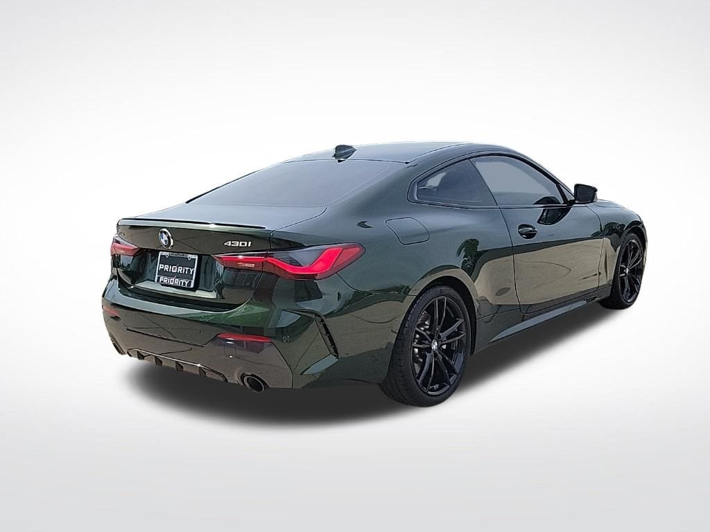 Thumbnail: 2022 BMW 4 Series - 4
