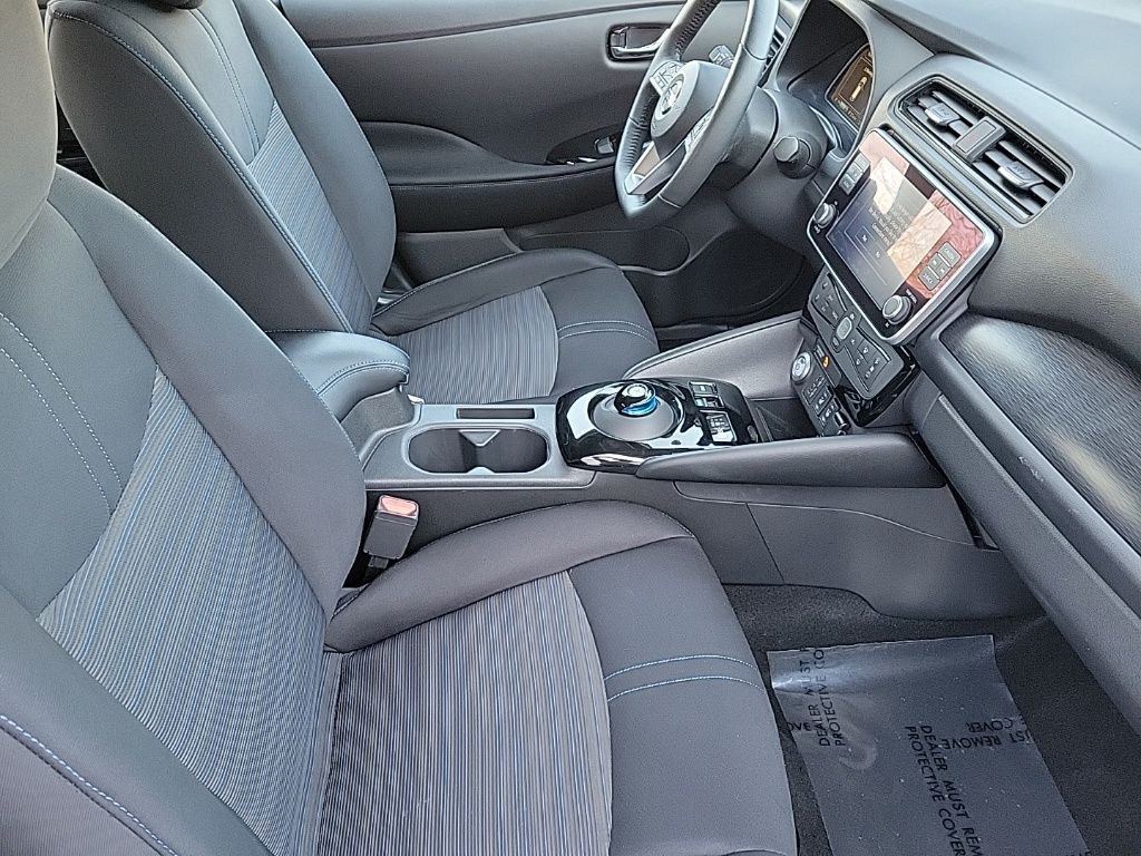 Thumbnail: 2021 Nissan Leaf - 15