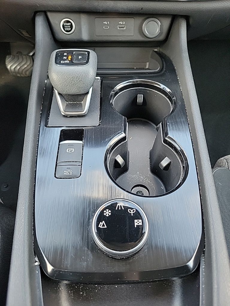 Thumbnail: 2022 Nissan Rogue - 22