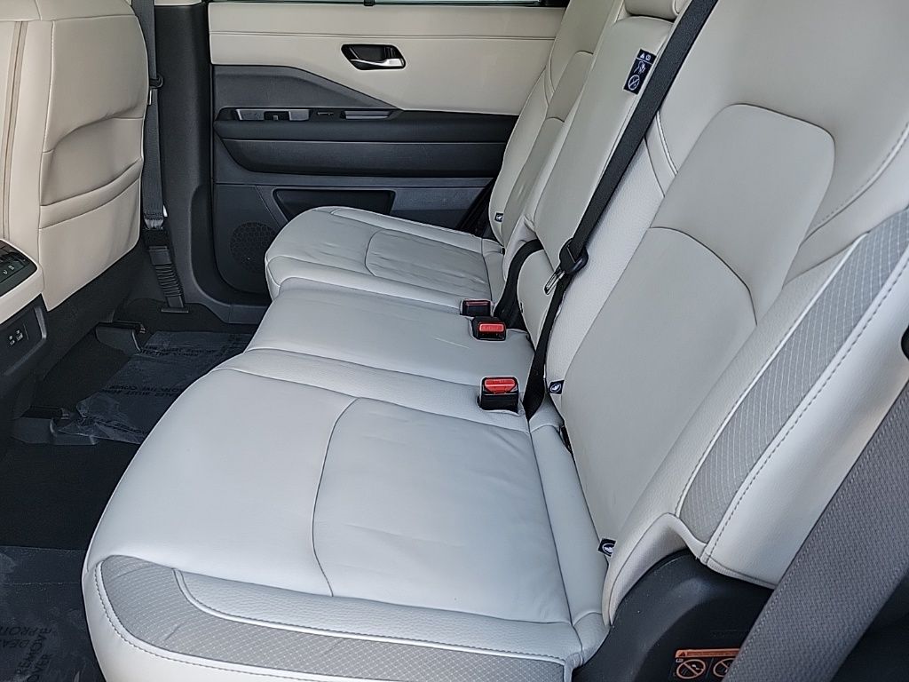 Thumbnail: 2023 Nissan Pathfinder - 15