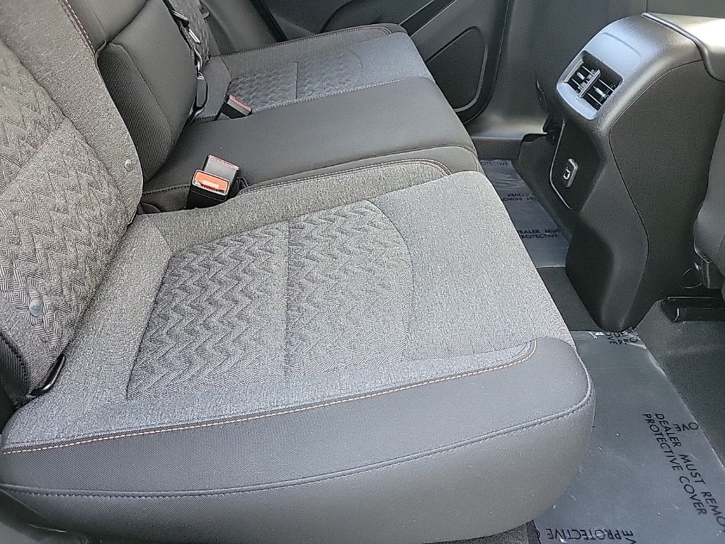 Thumbnail: 2022 Chevrolet Equinox - 16