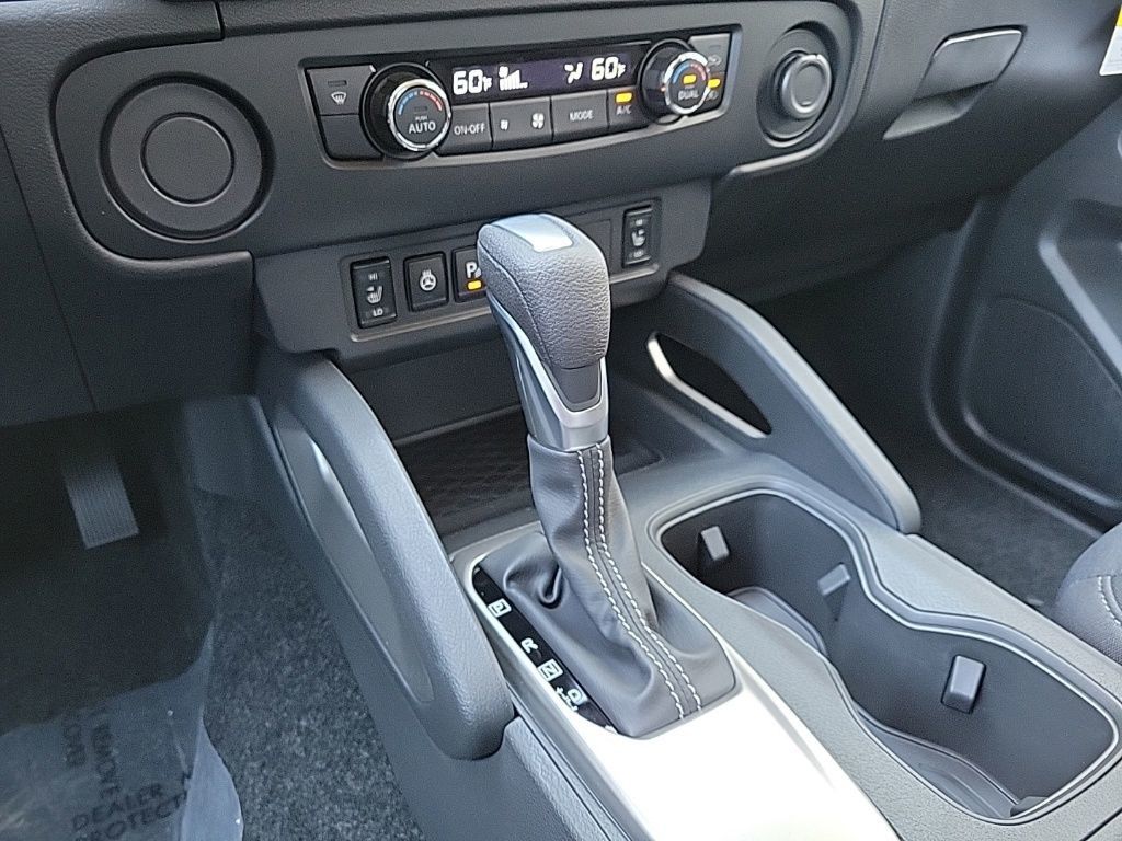 Thumbnail: 2026 Nissan Frontier - 23