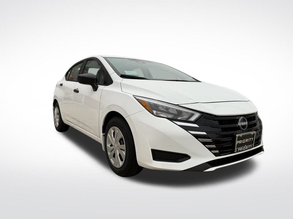 2025 Nissan Versa S 7