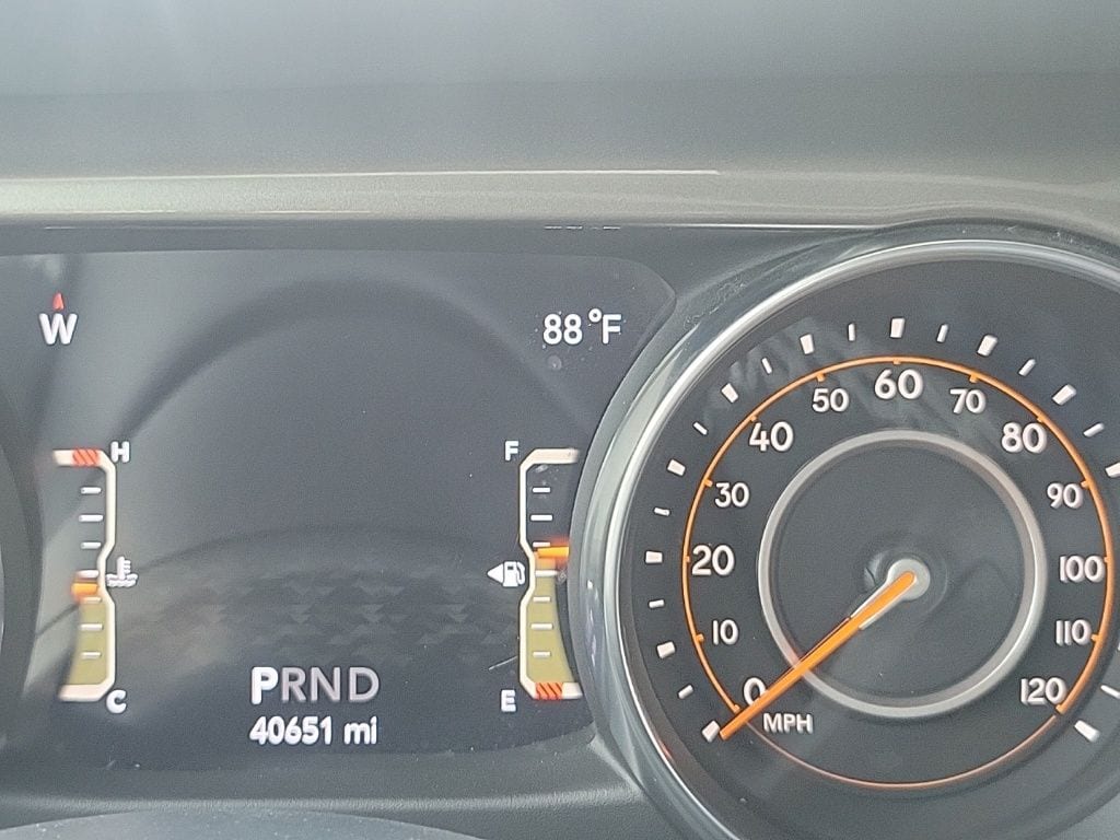 2018 Jeep Wrangler Unlimited Sahara 32