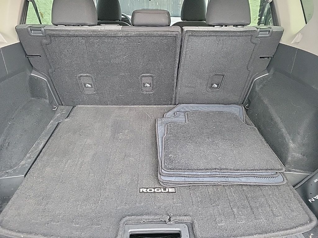 Thumbnail: 2023 Nissan Rogue - 16