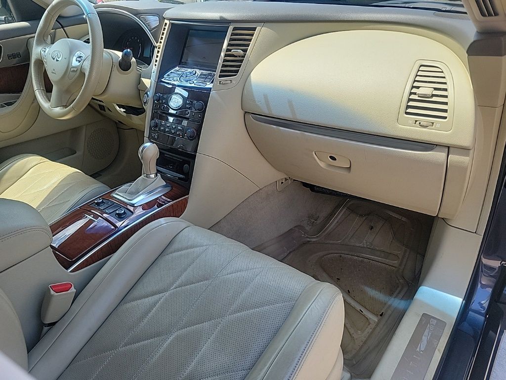 Thumbnail: 2011 INFINITI FX35 - 11