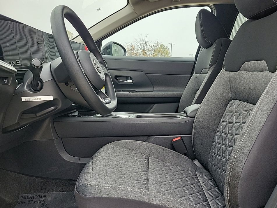 Thumbnail: 2026 Nissan Kicks - 11