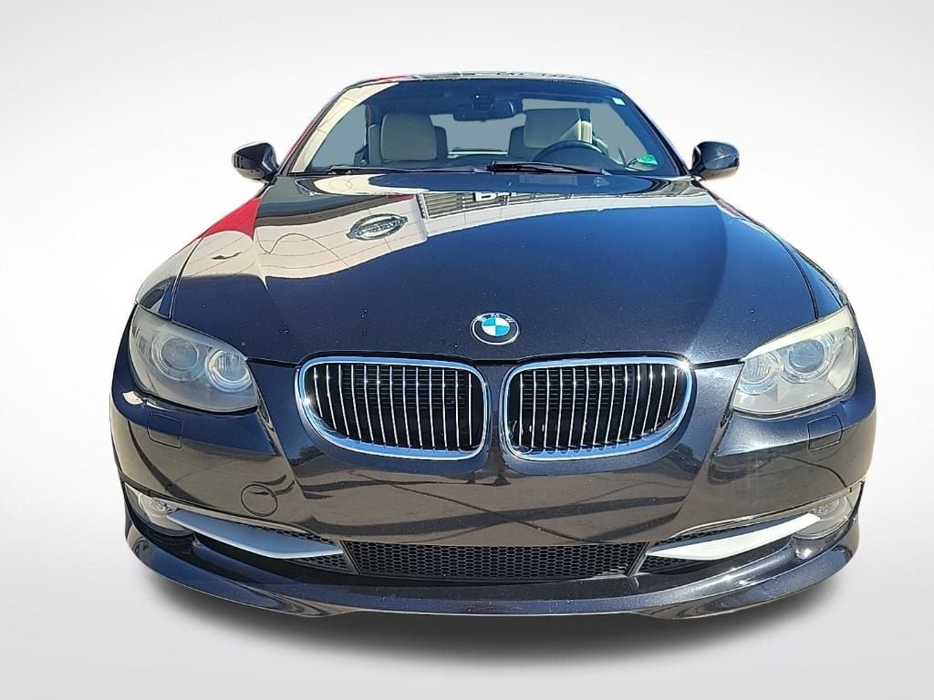 Thumbnail: 2011 BMW 3 Series - 8