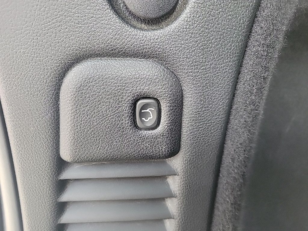 Thumbnail: 2021 Dodge Durango - 21