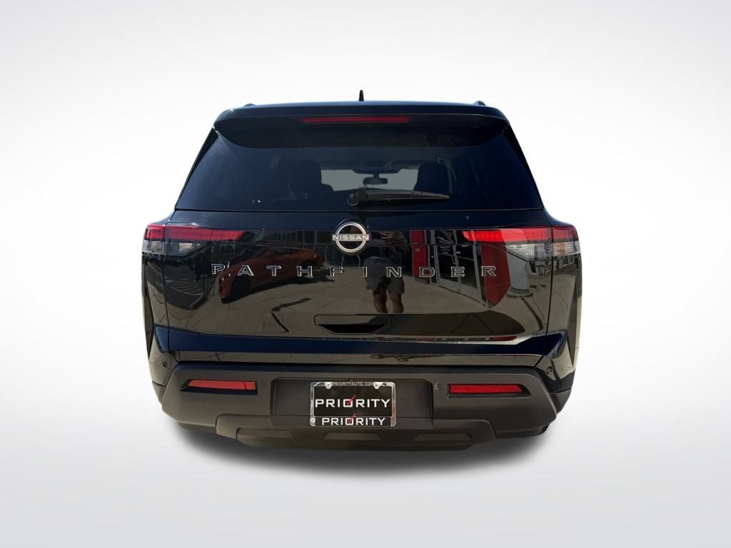 Thumbnail: 2024 Nissan Pathfinder - 4