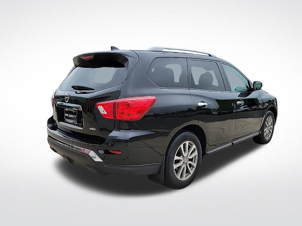 Thumbnail: 2019 Nissan Pathfinder - 4