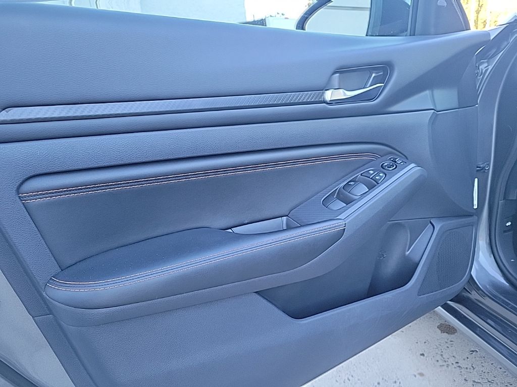 Thumbnail: 2022 Nissan Altima - 25