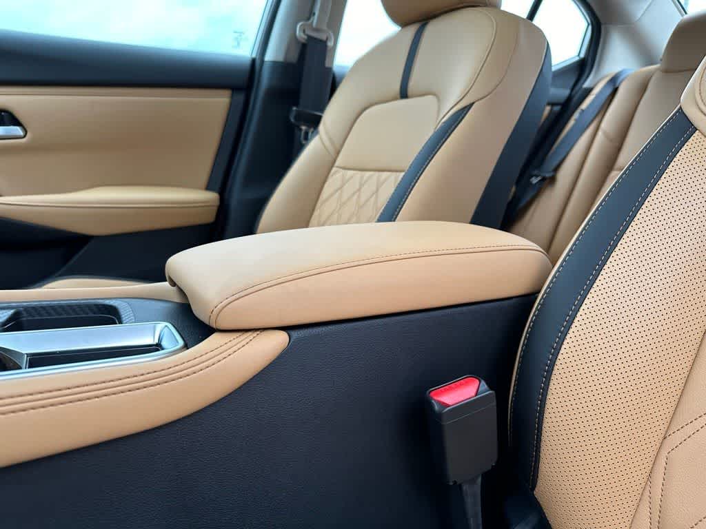 2025 Nissan Sentra SV 27