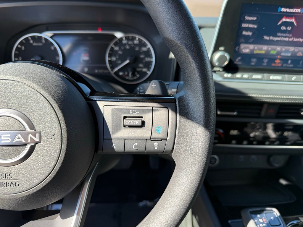 Thumbnail: 2023 Nissan Rogue - 20