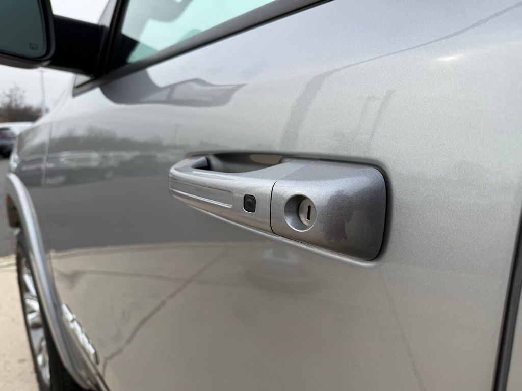 Thumbnail: 2022 RAM 1500 - 13