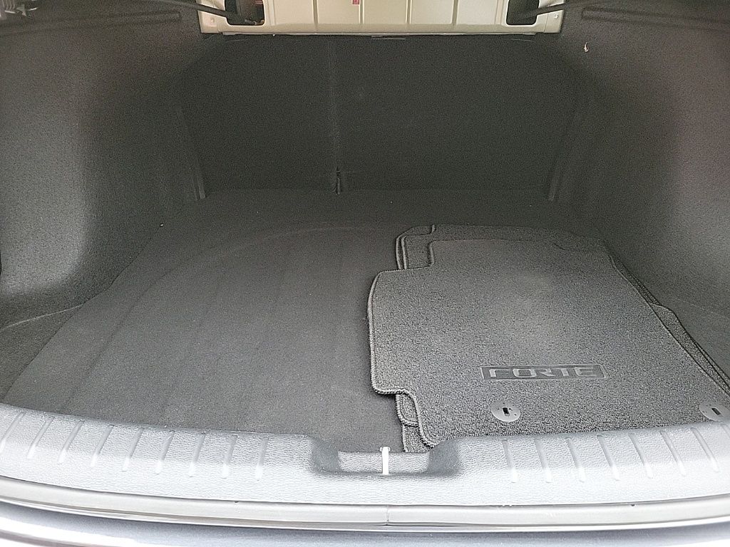 Thumbnail: 2023 Kia Forte - 16