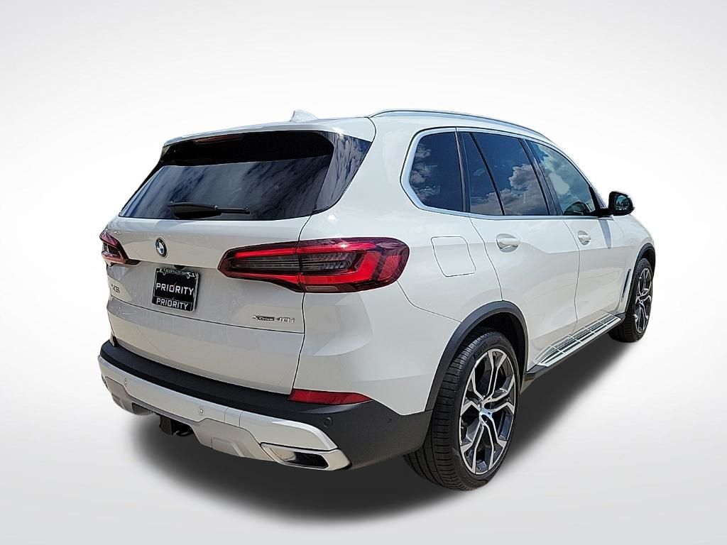 Thumbnail: 2023 BMW X5 - 4
