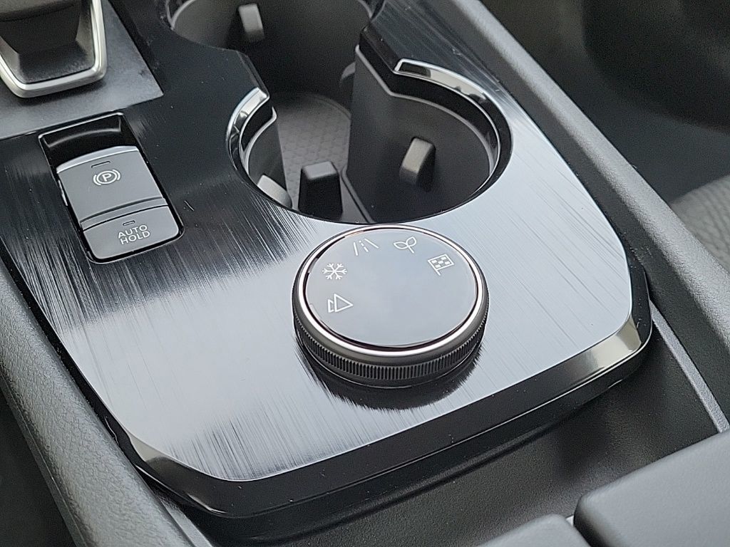 Thumbnail: 2026 Nissan Rogue - 28