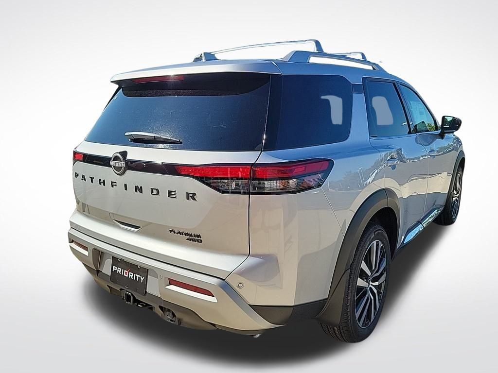 Thumbnail: 2025 Nissan Pathfinder - 5