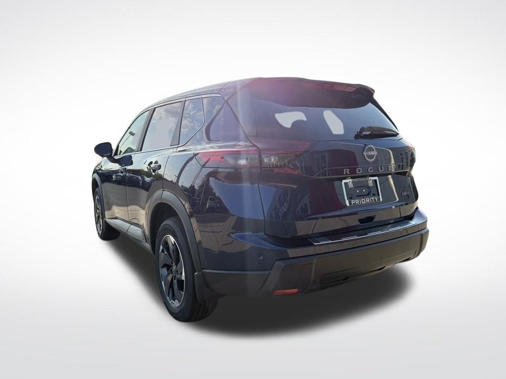 Thumbnail: 2026 Nissan Rogue - 3