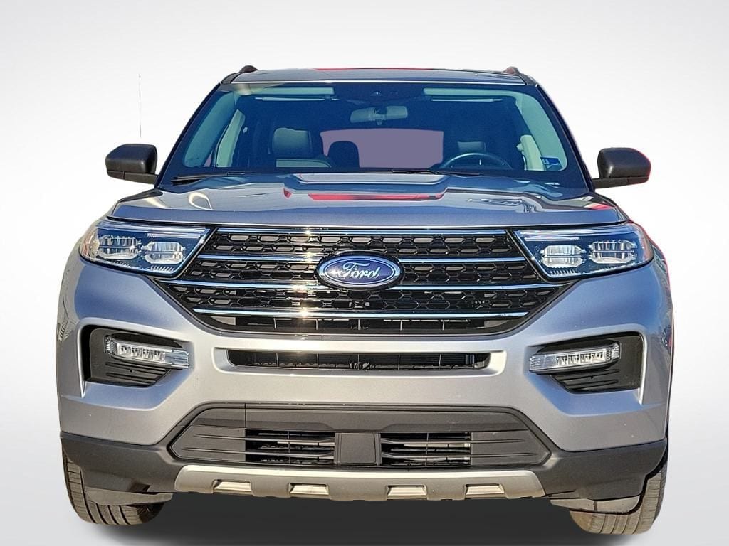 Thumbnail: 2021 Ford Explorer - 7