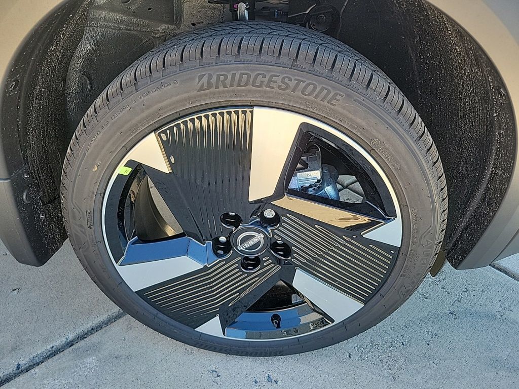 Thumbnail: 2025 Nissan Kicks - 9