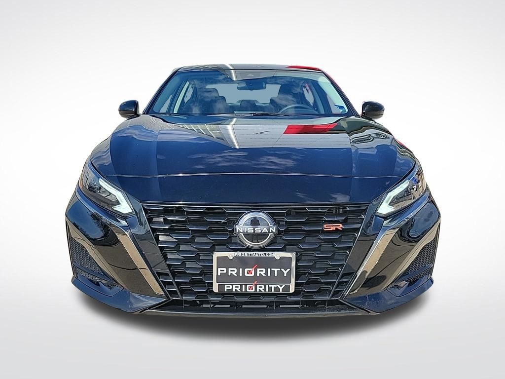Thumbnail: 2023 Nissan Altima - 5