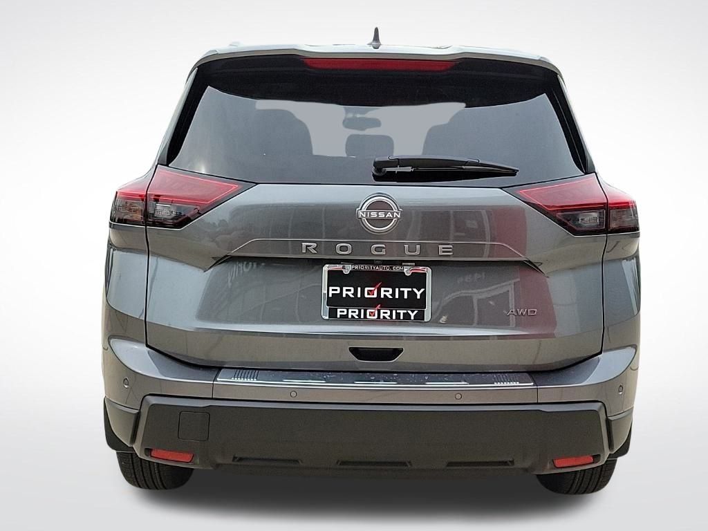 Thumbnail: 2026 Nissan Rogue - 4