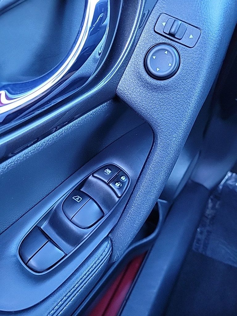 Thumbnail: 2020 Nissan Rogue - 29