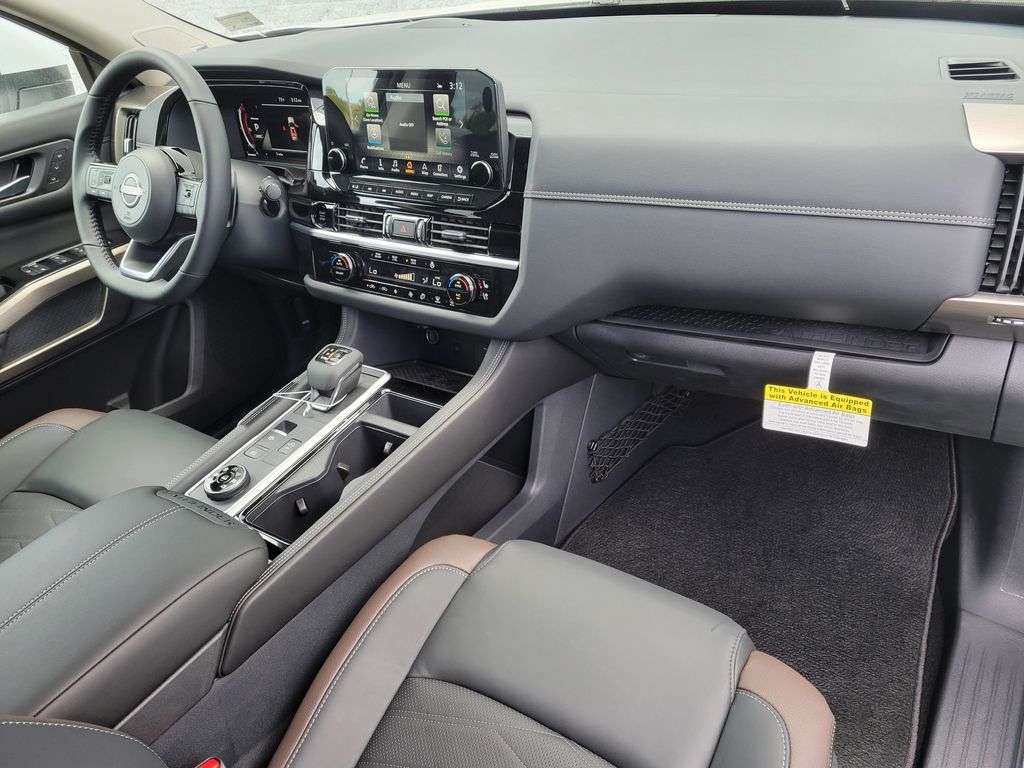 Thumbnail: 2025 Nissan Pathfinder - 13