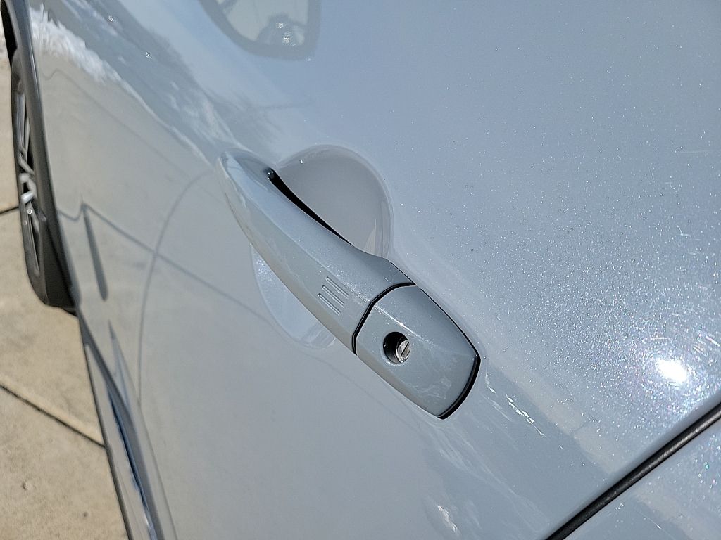 Thumbnail: 2023 Nissan Pathfinder - 13