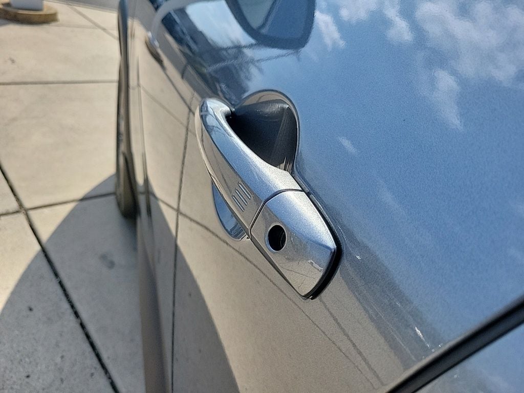 Thumbnail: 2023 Nissan Pathfinder - 9