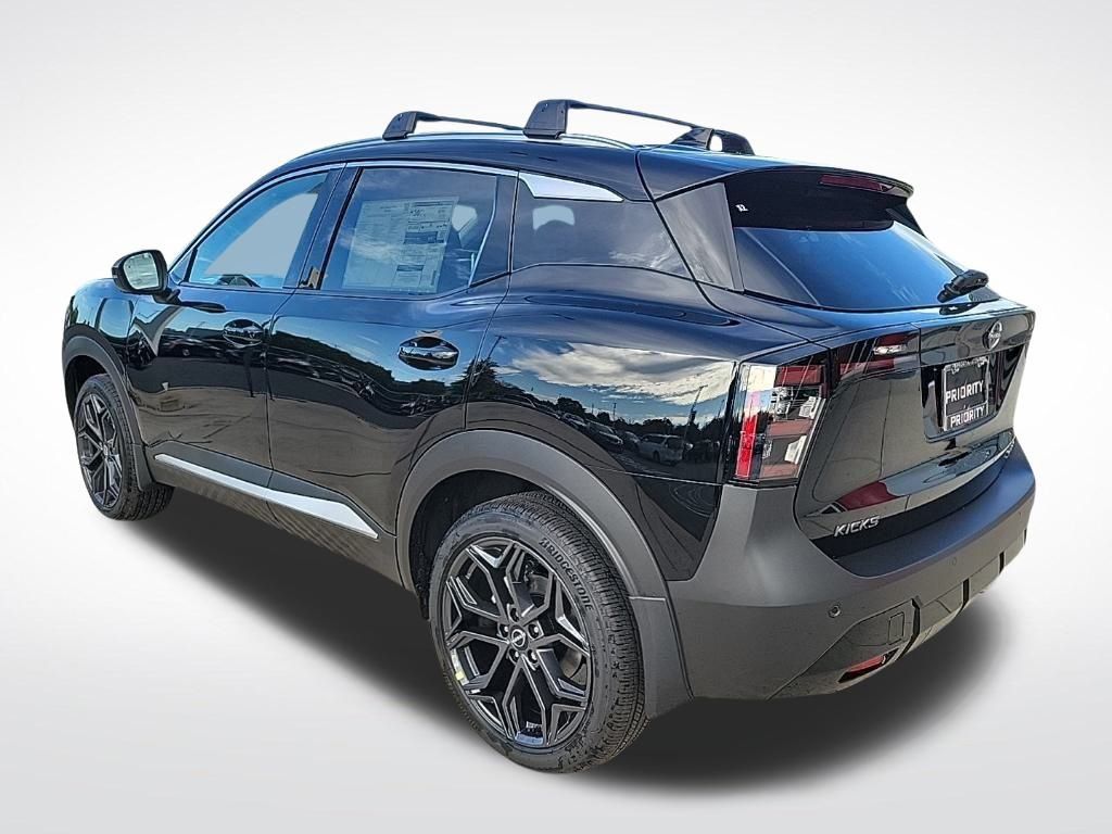 Thumbnail: 2026 Nissan Kicks - 3