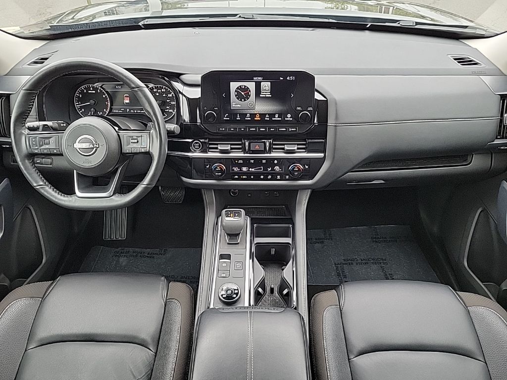 Thumbnail: 2023 Nissan Pathfinder - 25