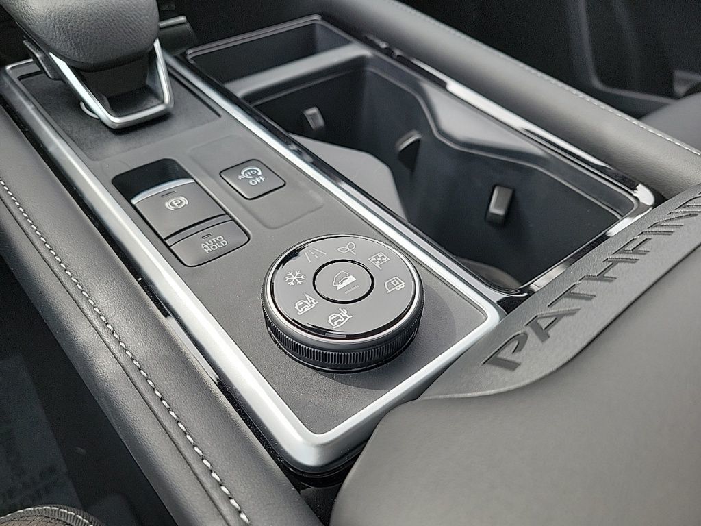 Thumbnail: 2026 Nissan Pathfinder - 29