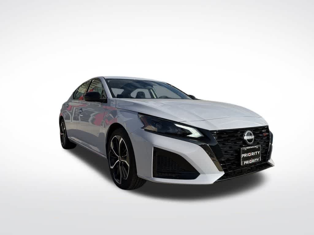 Thumbnail: 2025 Nissan Altima - 7