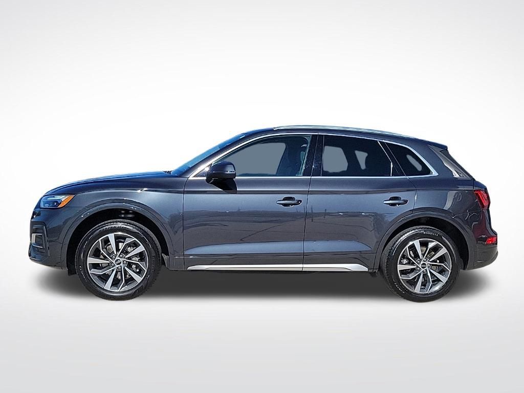 Thumbnail: 2021 Audi Q5 - 2