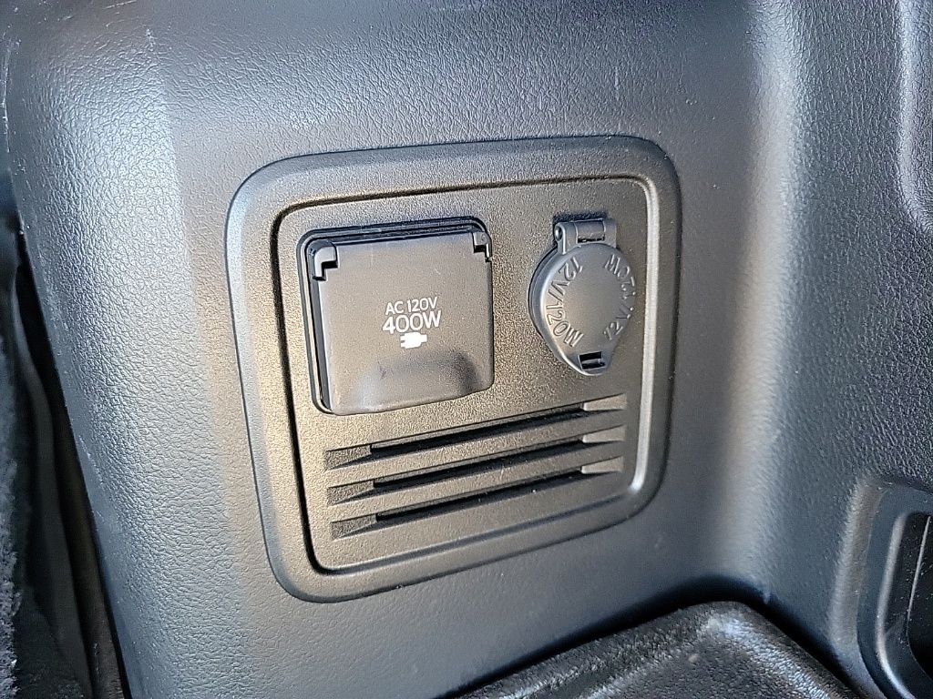 Thumbnail: 2021 Toyota 4Runner - 24